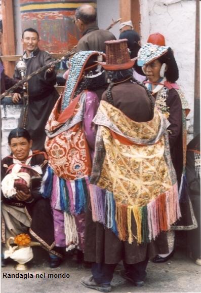 ladakhi costumes